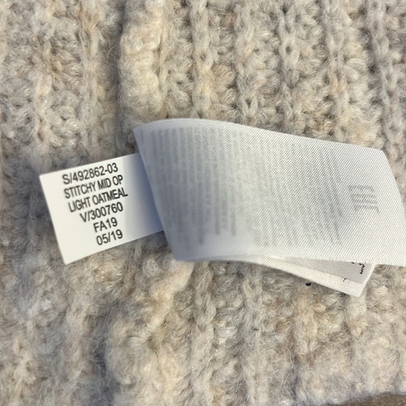 Banana Republic Marina Wool and Alpaca Oatmeal Sweater, sz Extra Small - Picture 10 of 11